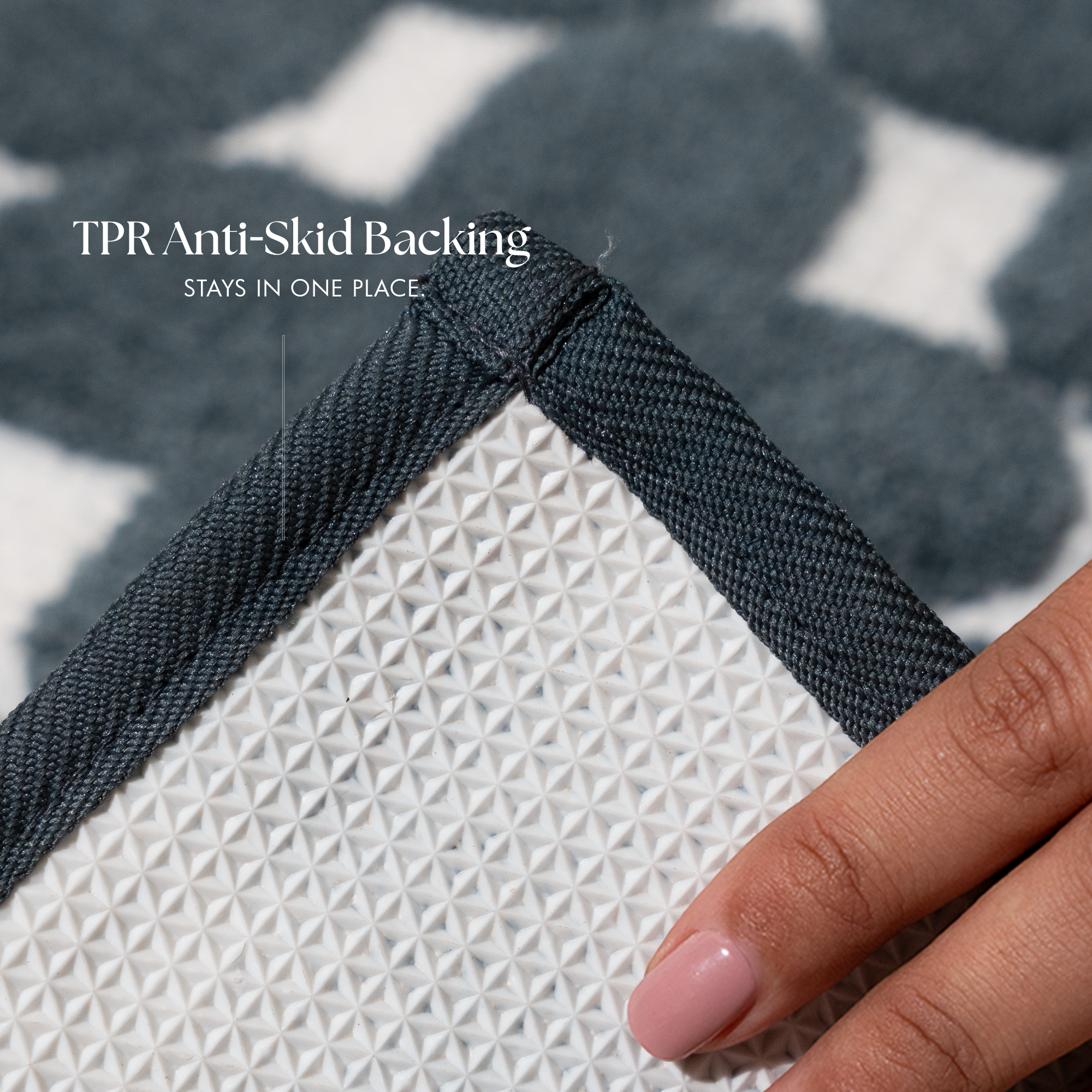 The Clover Suit | Geometric Bath Mat