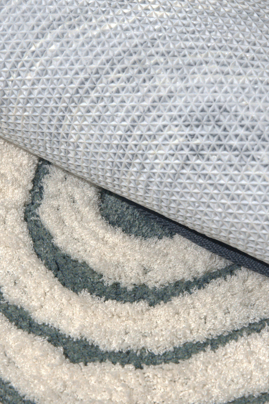 Ripple Luxe Spiral | Round Bath Mat