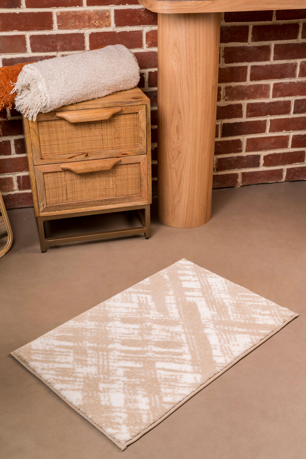 The Crossline | Ultra Soft Bath Rug