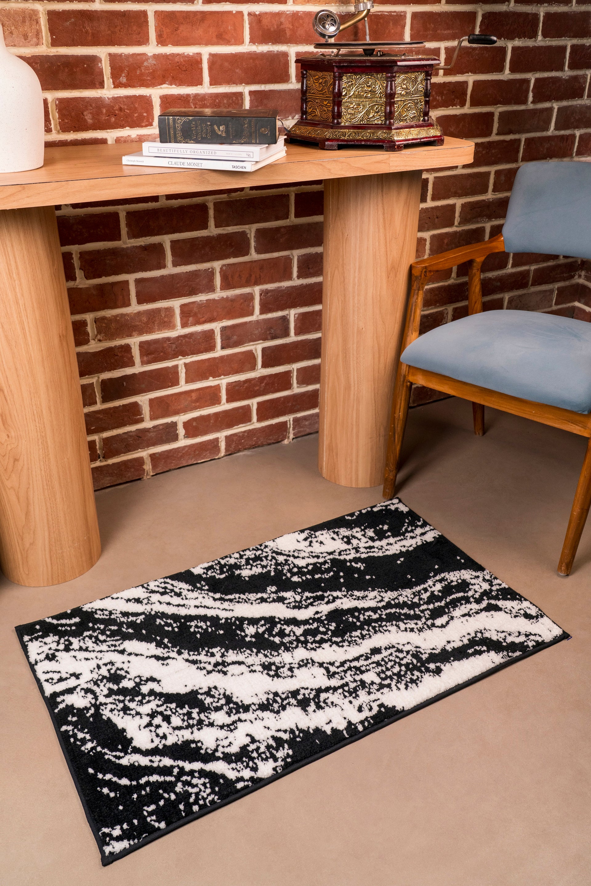 The Stream | Marble TPR Backing Bedside Runner
