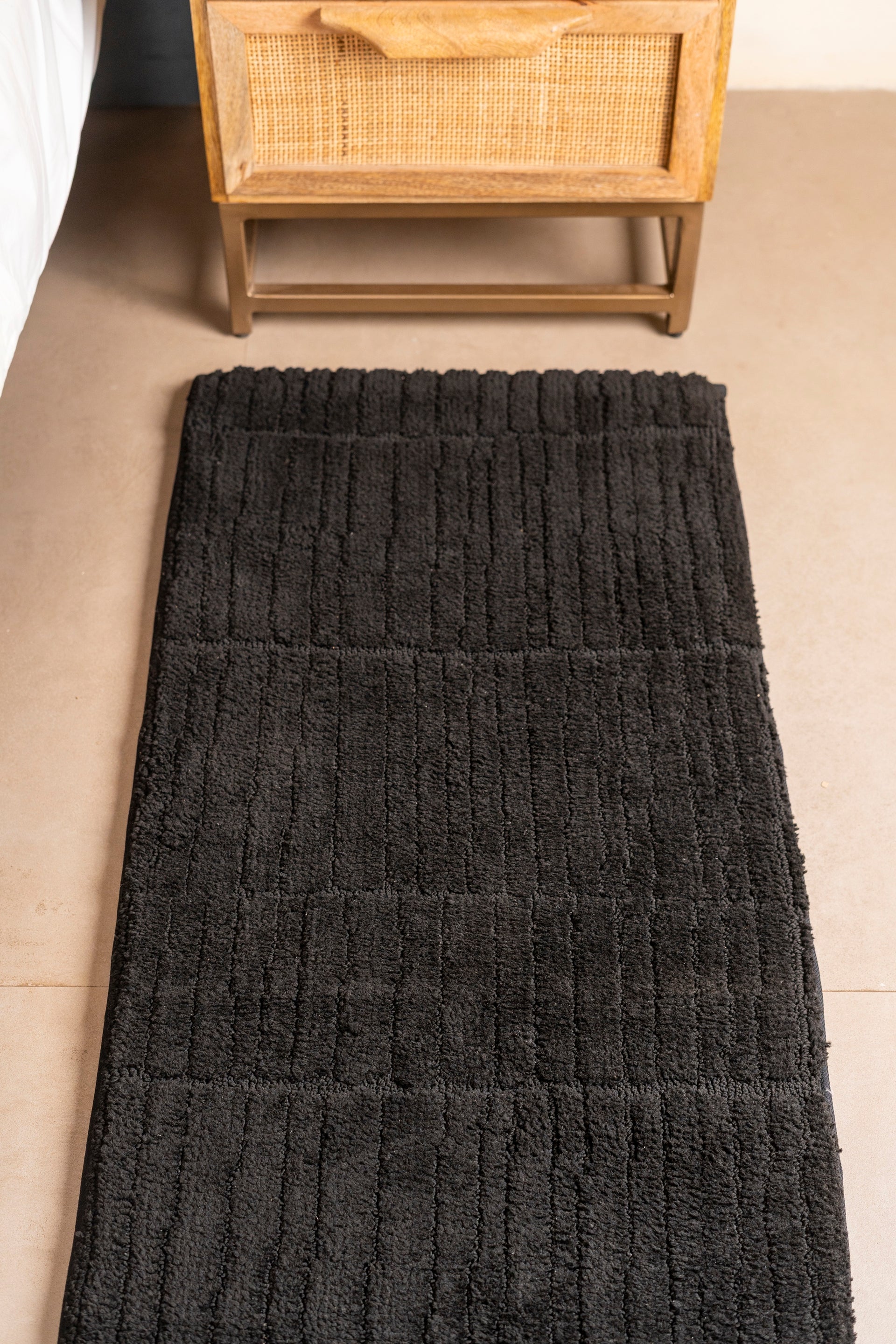 The Breeze | Foam Padded Bedside Runner