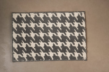 The Cadence |  Foam Padded Bath Rug