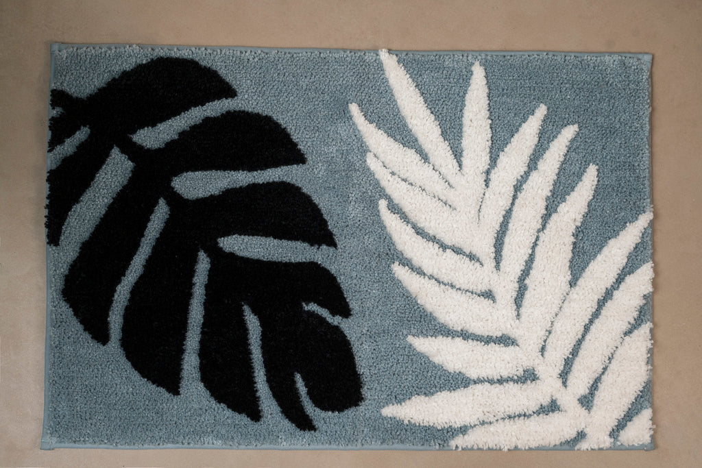 The Silva |  Ultra Plush Leaf Bath  Rug
