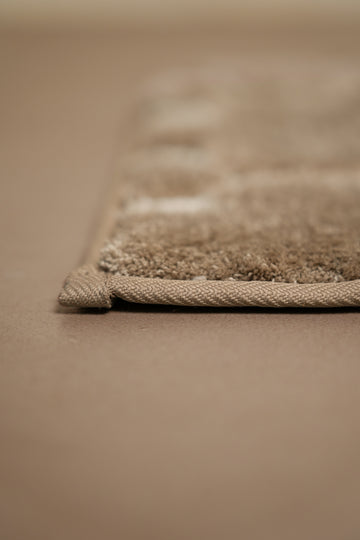 The Clover Suit | TPR Backing Bath Mat