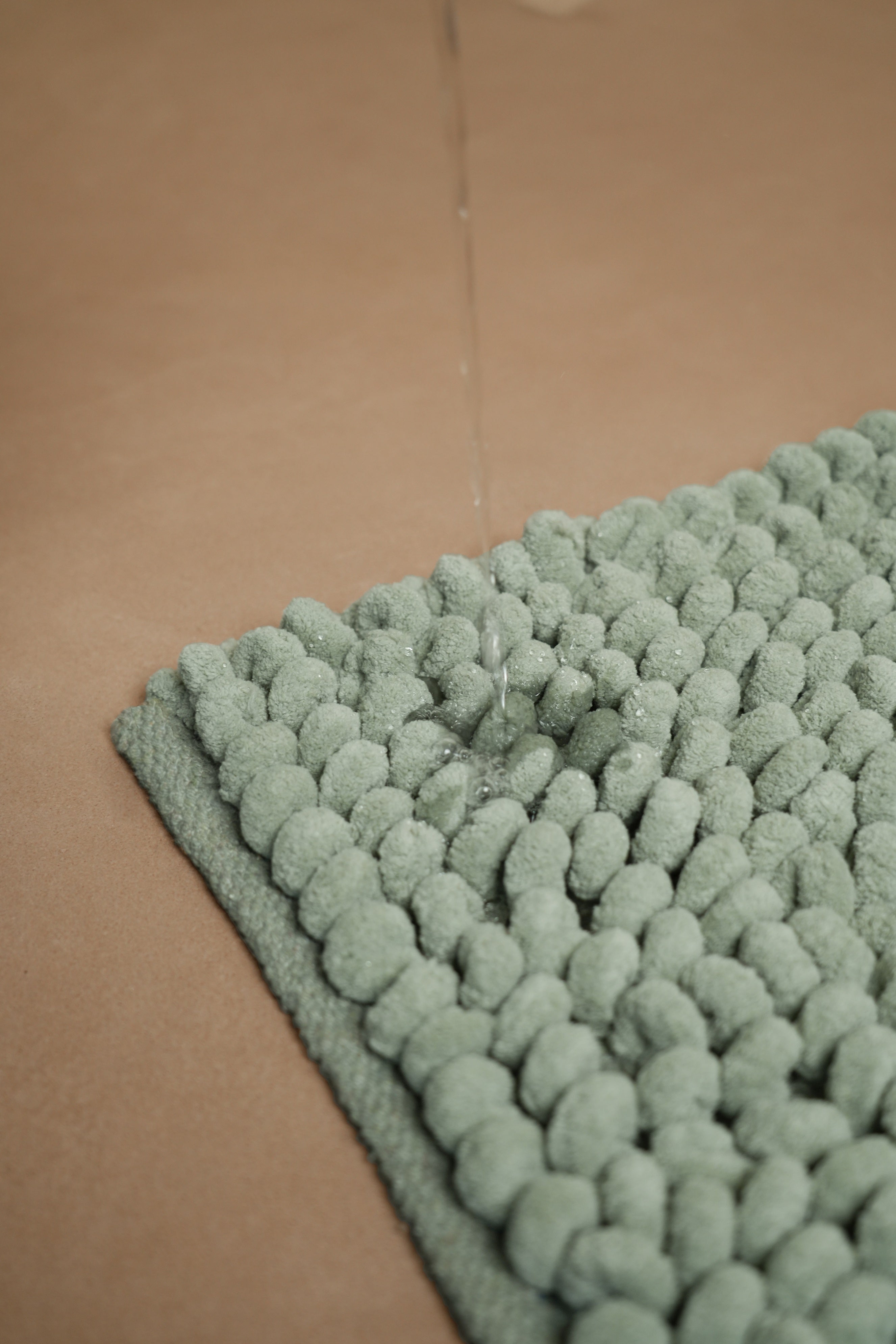 The Bubble | Touch Bath Mat
