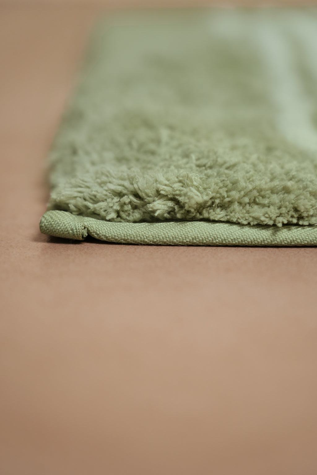 The Low Tide | Striped Microfiber Bath Mat