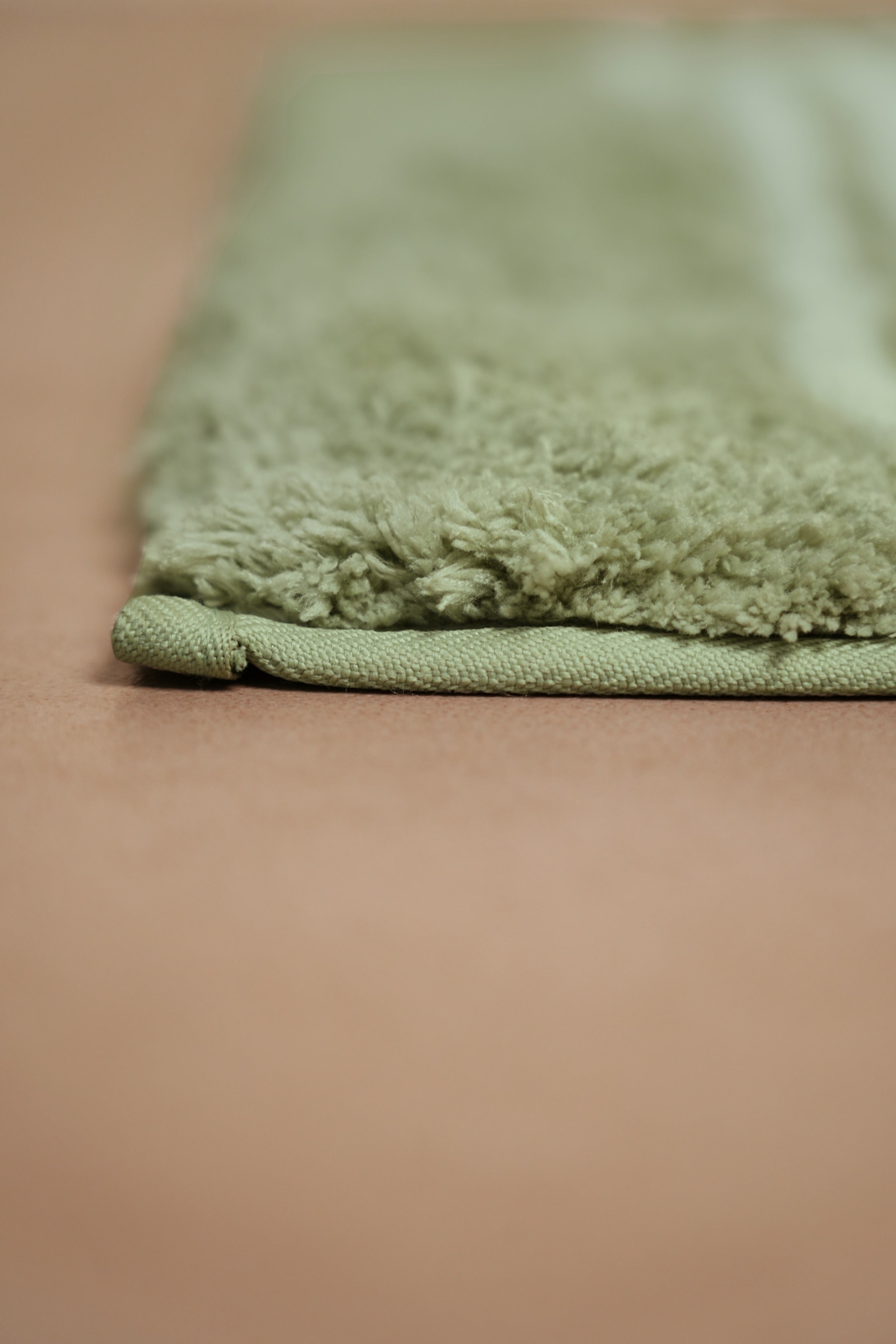 The Low Tide | Striped Microfiber Bath Mat