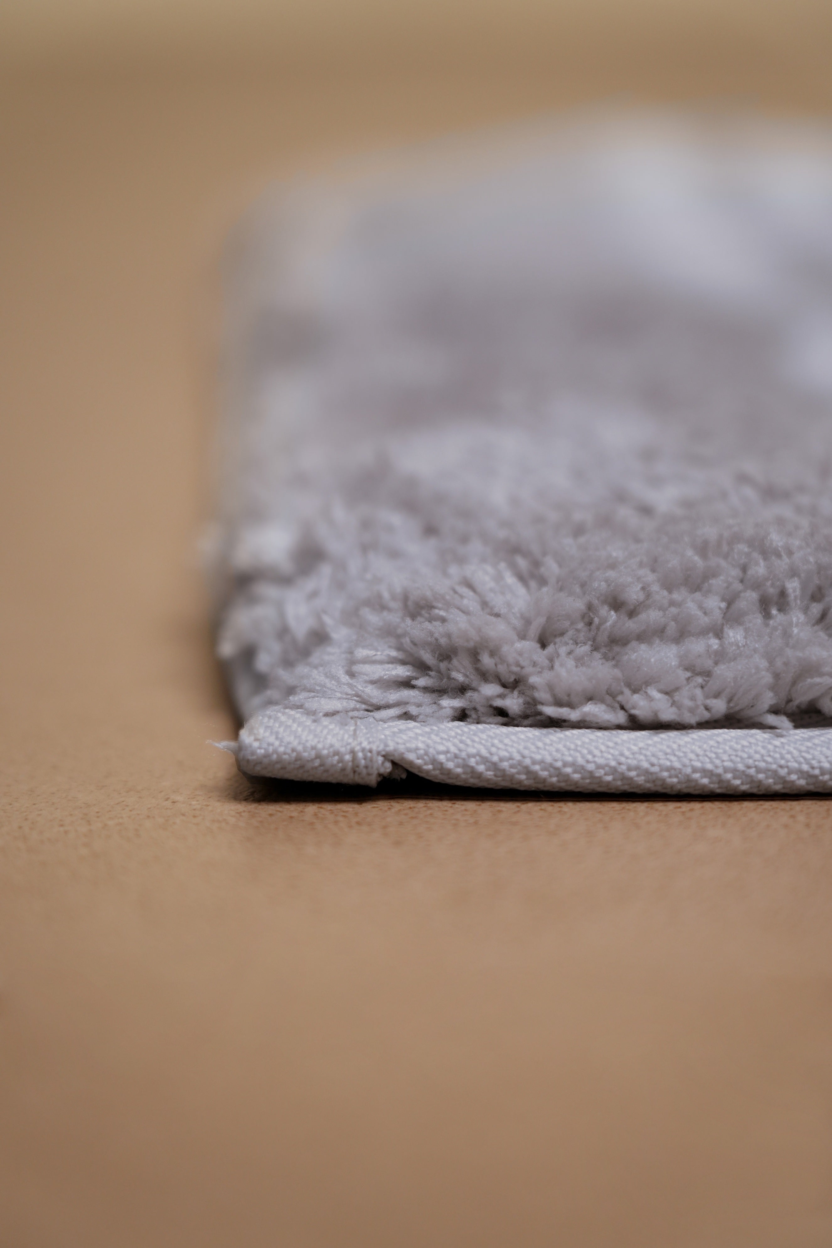 The Low Tide | Striped Microfiber Bath Mat