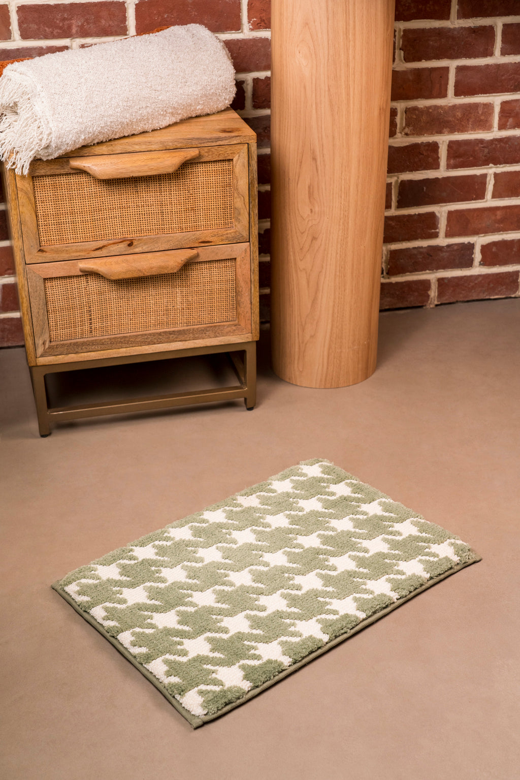 The Cadence |  Foam Padded Bath Rug