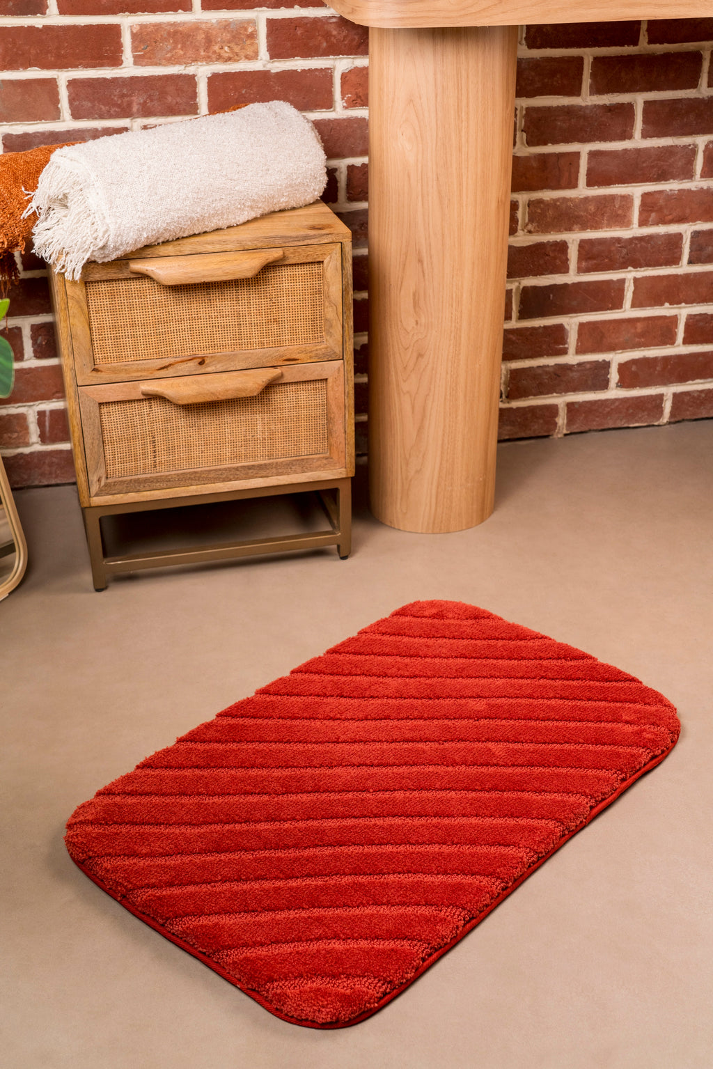 The Tide Velora |  Foam Bath Rug