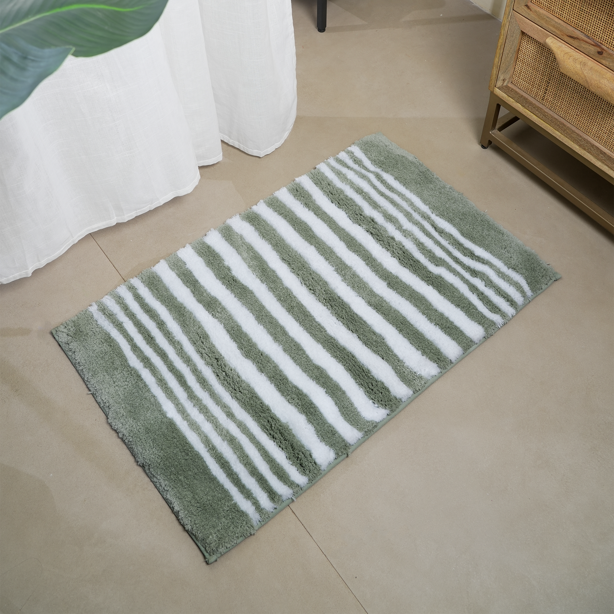 The Low Tide | Striped Microfiber Bath Mat