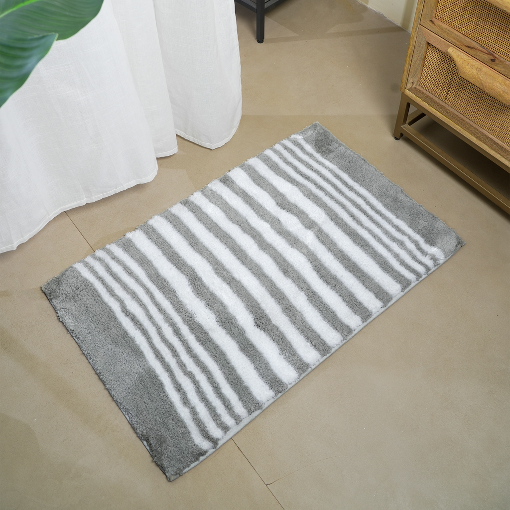 The Low Tide | Striped Microfiber Bath Mat