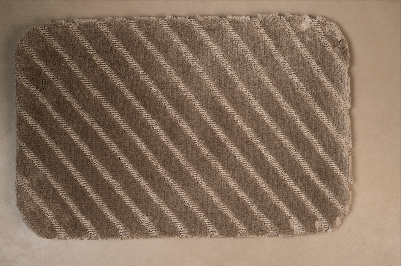 The Tide Velora |  Foam Bath Rug