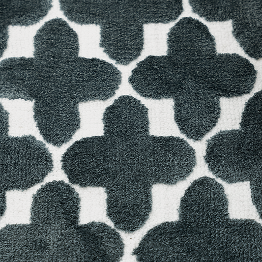 The Clover Suit | Geometric Bath Mat