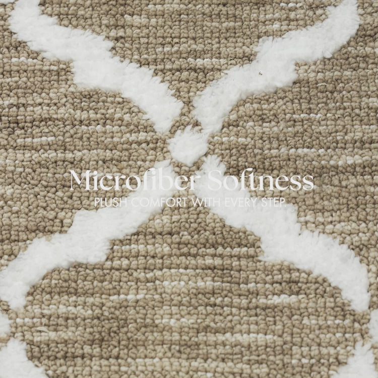 Ultra-Soft Ivory Trellis Bath Mat